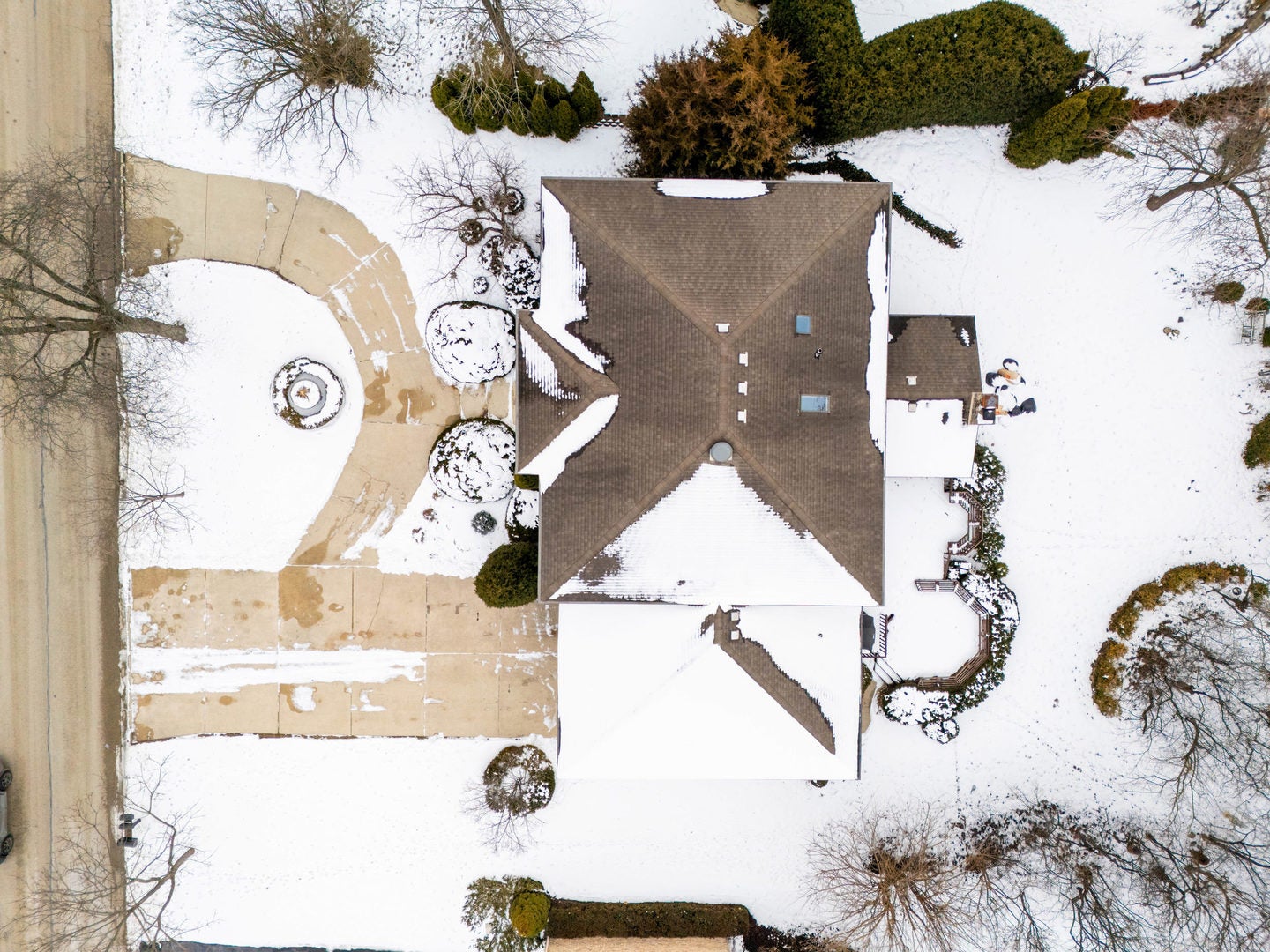 Burr Ridge, Illinois, 60527, United States, 4 Bedrooms Bedrooms, ,3 BathroomsBathrooms,Residential,Active,2015463