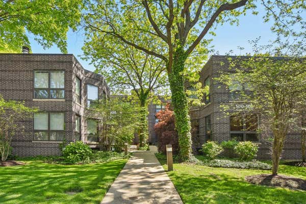 106 SOUTH BLVD APT W, EVANSTON, IL 60202 - Image 1