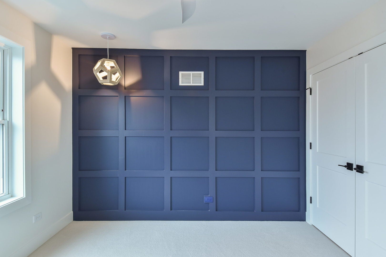 West Chicago, Illinois, 60185, United States, 4 Bedrooms Bedrooms, ,4 BathroomsBathrooms,Residential,Active,1986917