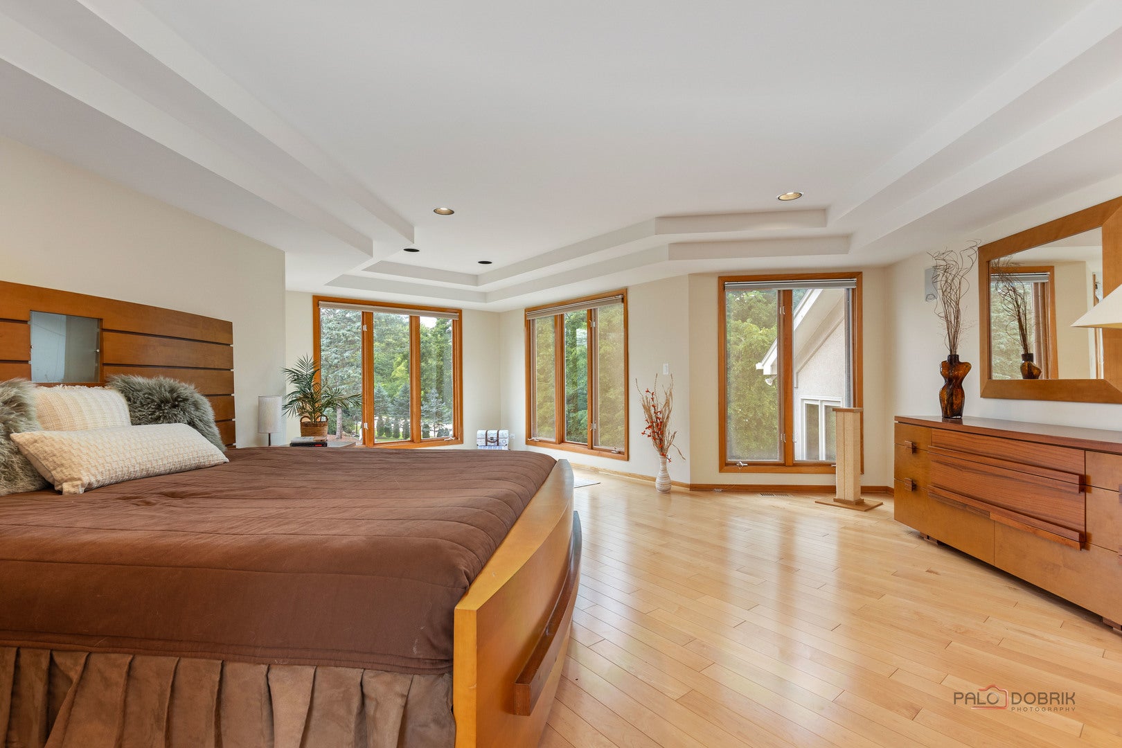 Buffalo Grove, Illinois, 60089, United States, 4 Bedrooms Bedrooms, ,5 BathroomsBathrooms,Residential,Active,1920276