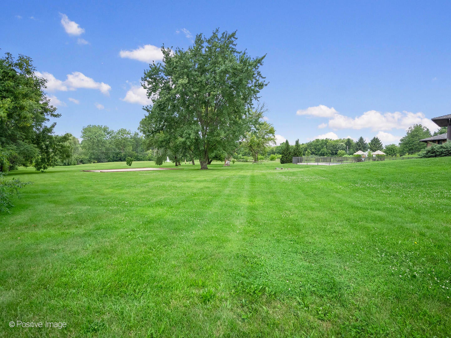 West Chicago, Illinois, 60185, United States, 6 Bedrooms Bedrooms, ,5 BathroomsBathrooms,Residential,Active,1904187