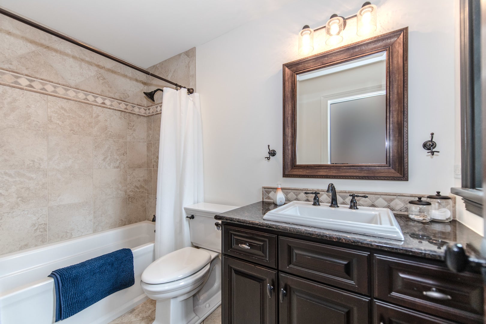 Oswego, Illinois, 60543, United States, 5 Bedrooms Bedrooms, ,7 BathroomsBathrooms,Residential,Active,1936626