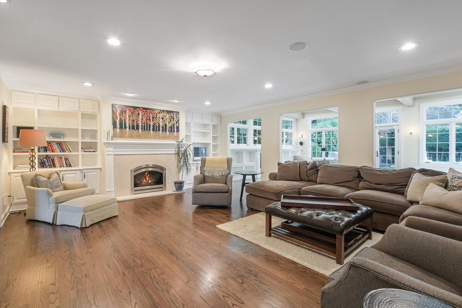 Park Ridge, Illinois, 60068, United States, 4 Bedrooms Bedrooms, ,4 BathroomsBathrooms,Residential,Active,1902948