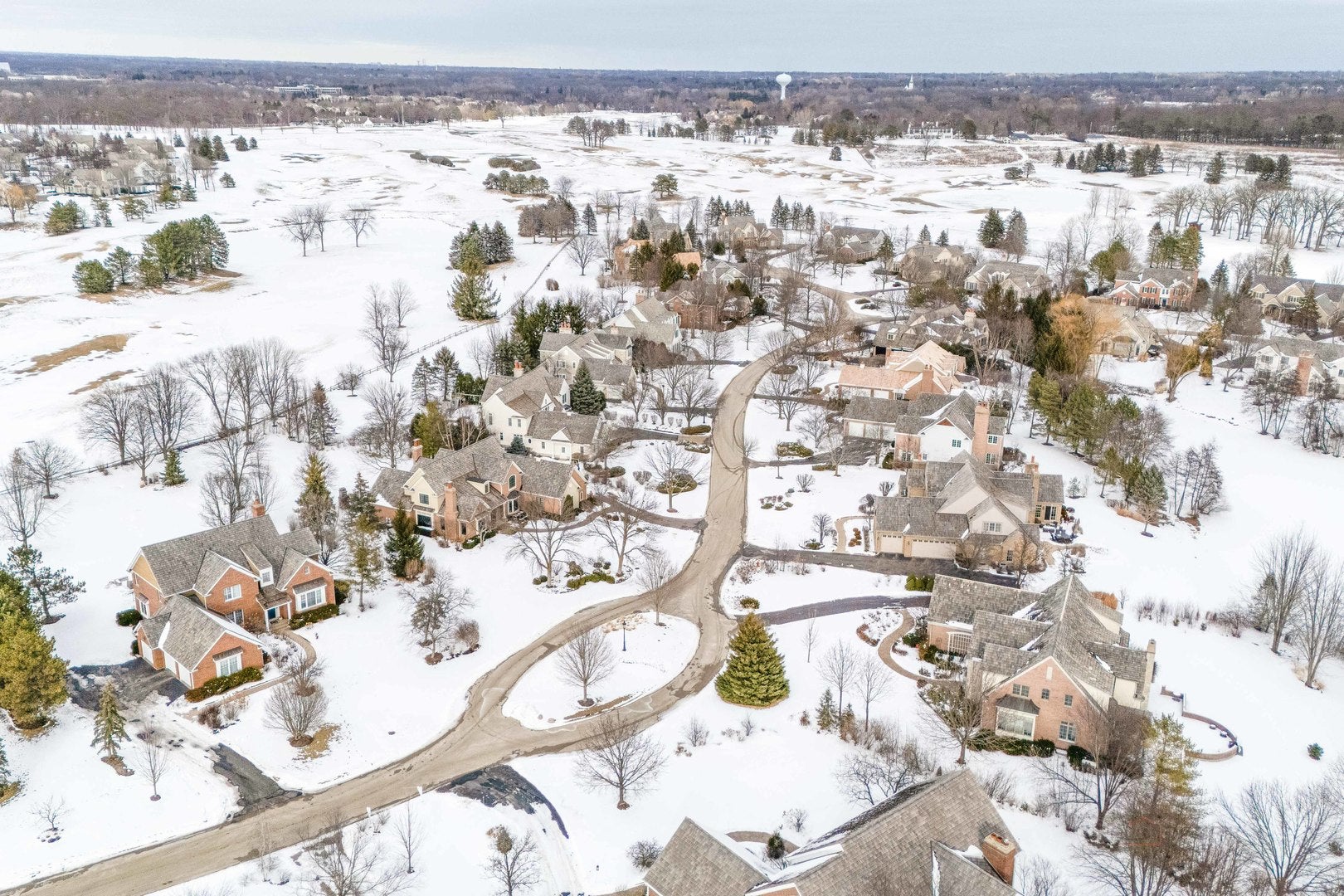 Lake Forest, Illinois, 60045, United States, 5 Bedrooms Bedrooms, ,5 BathroomsBathrooms,Residential,Contingent,2015476