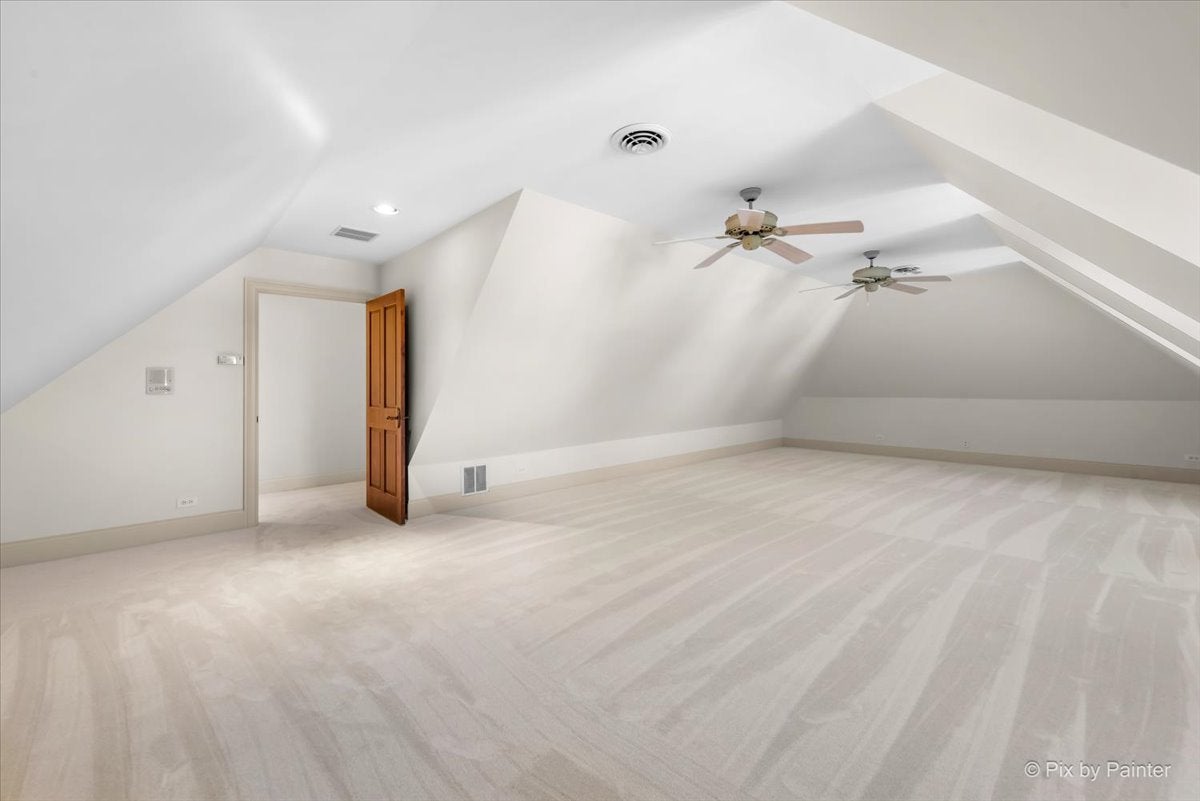 Lakewood, Illinois, 60014, United States, 3 Bedrooms Bedrooms, ,5 BathroomsBathrooms,Residential,Active,1968099