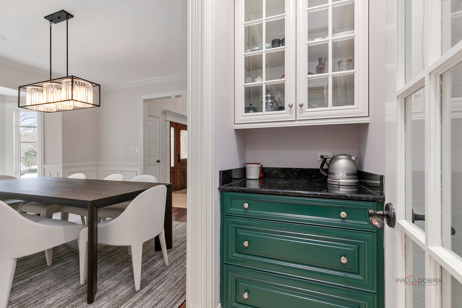 Lake Forest, Illinois, 60045, United States, 5 Bedrooms Bedrooms, ,5 BathroomsBathrooms,Residential,Contingent,2015476