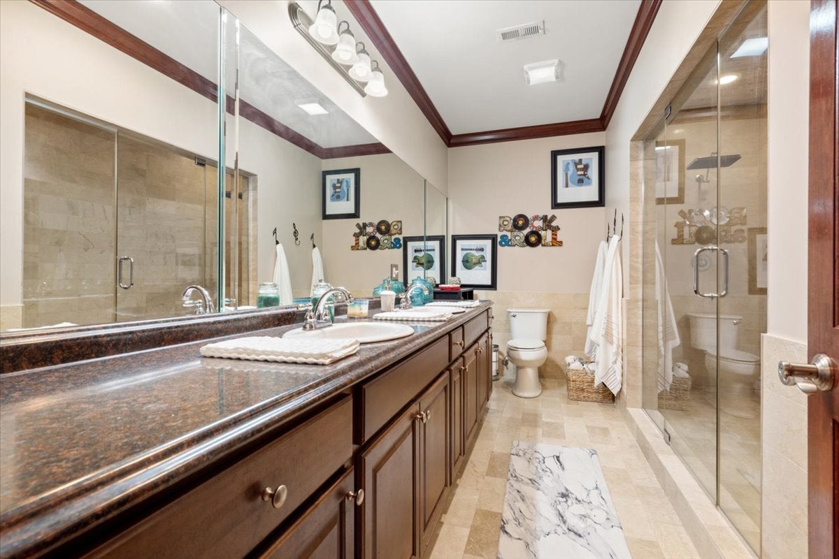 Barrington, Illinois, 60010, United States, 5 Bedrooms Bedrooms, ,7 BathroomsBathrooms,Residential,Active,1914793