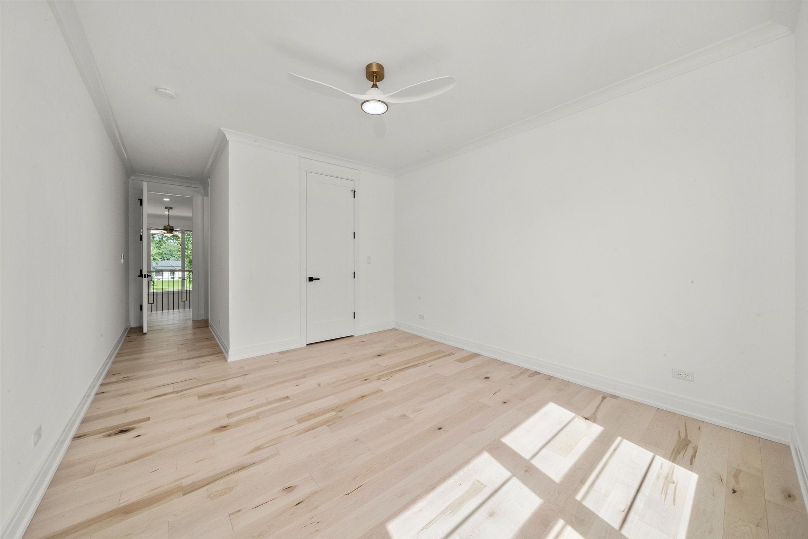 Burr Ridge, Illinois, 60527, United States, 6 Bedrooms Bedrooms, ,6 BathroomsBathrooms,Residential,Active,1929664