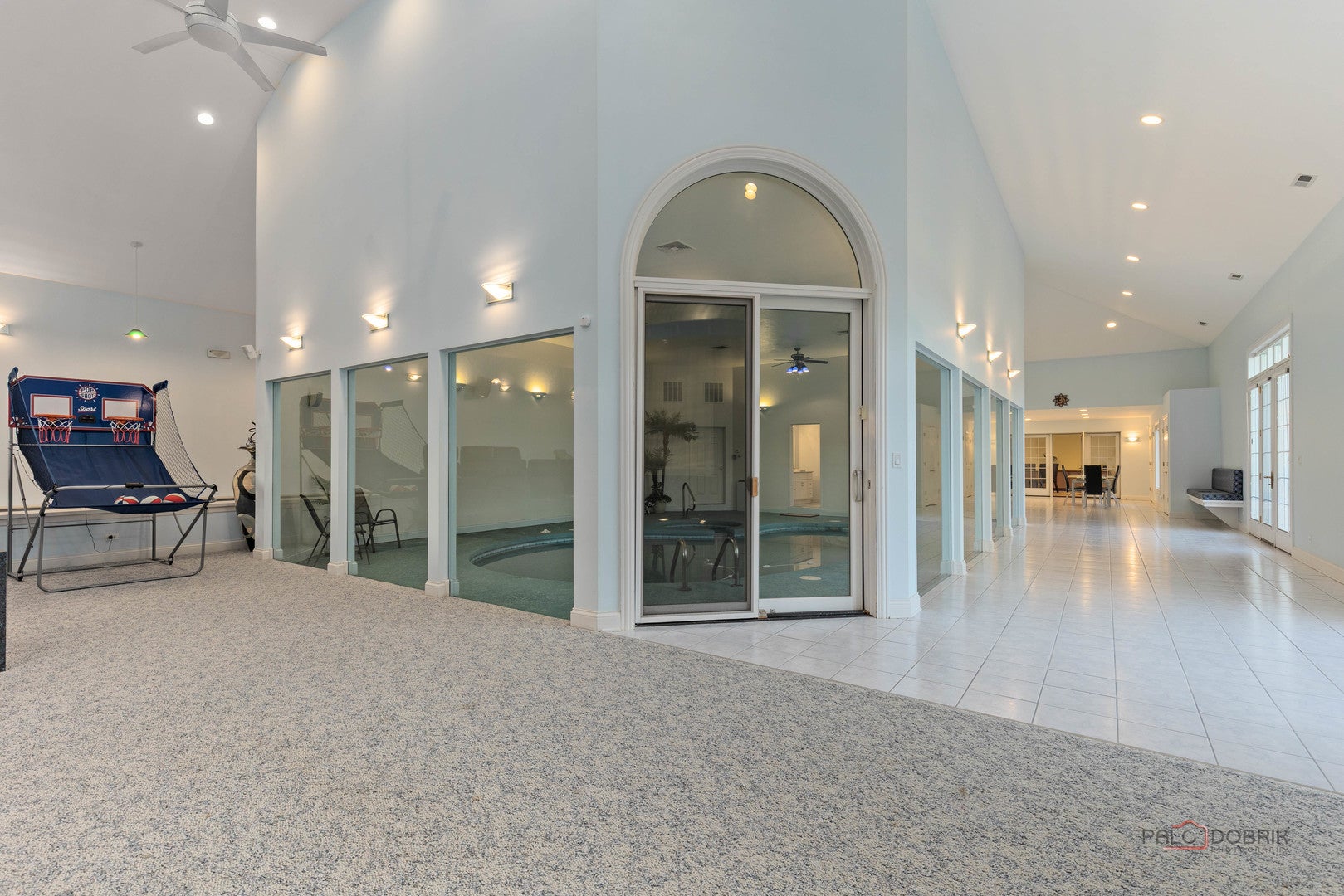 Wadsworth, Illinois, 60083, United States, 6 Bedrooms Bedrooms, ,10 BathroomsBathrooms,Residential,Active,2008287