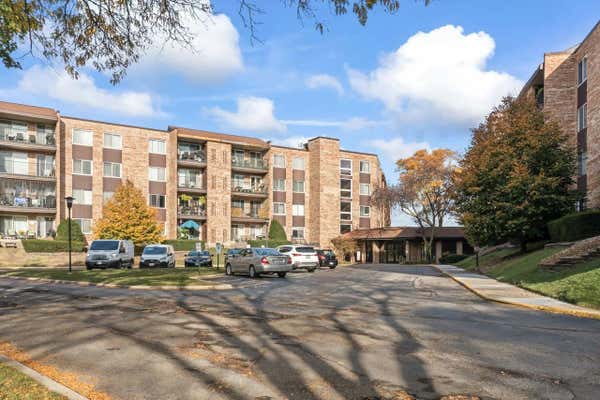 502 W HUNTINGTON COMMONS RD APT 137, MOUNT PROSPECT, IL 60056 - Image 1