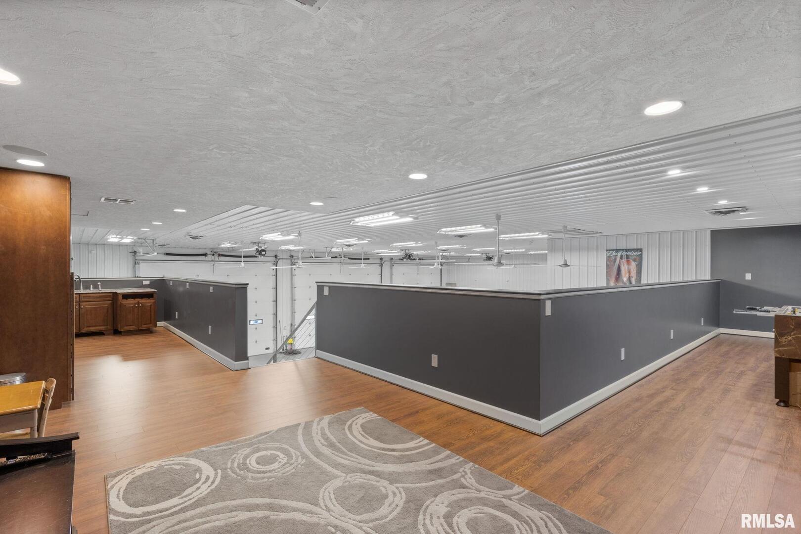 Geneseo, Illinois, 61254, United States, 3 Bedrooms Bedrooms, ,3 BathroomsBathrooms,Residential,Active,2011424