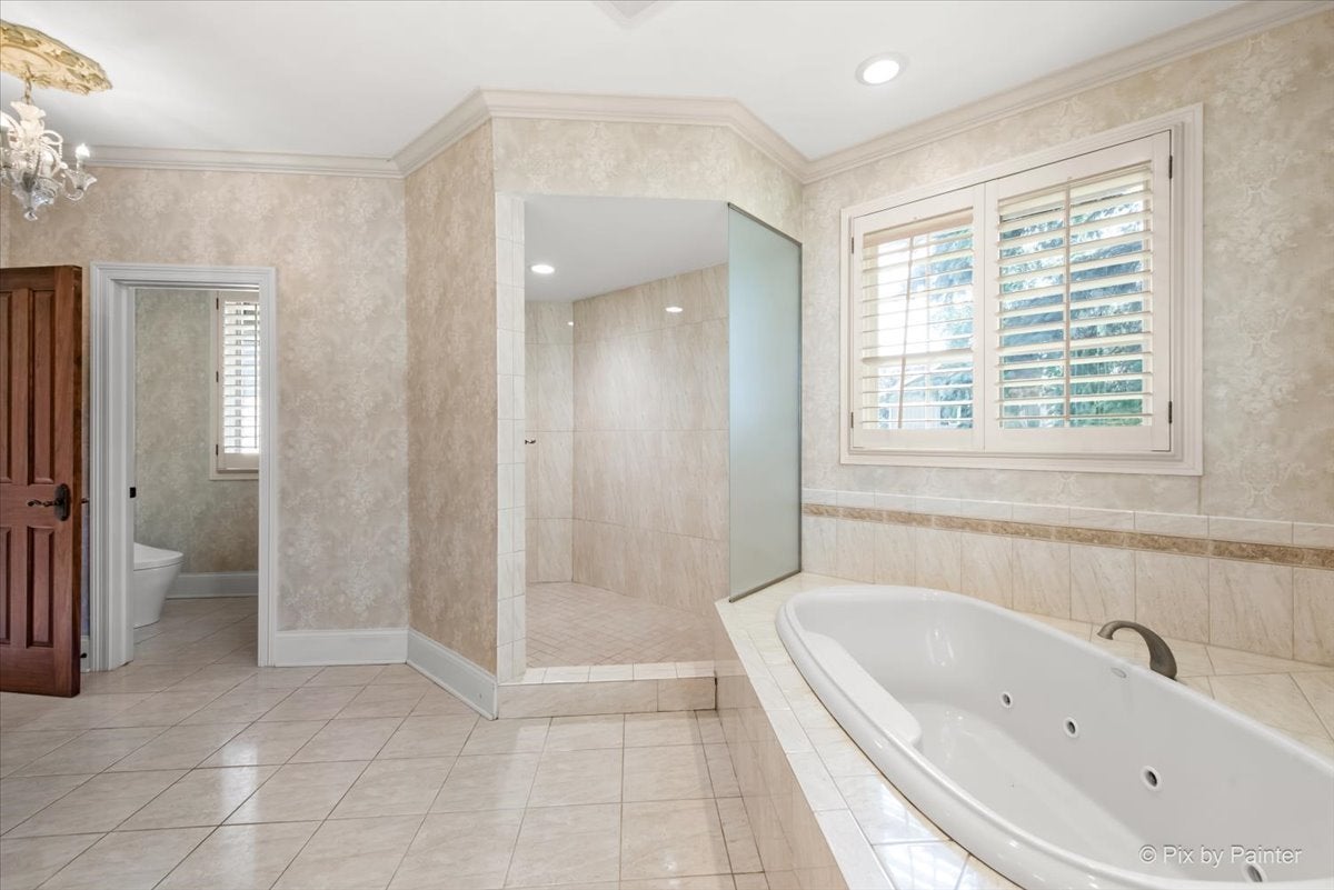 Lakewood, Illinois, 60014, United States, 3 Bedrooms Bedrooms, ,5 BathroomsBathrooms,Residential,Active,1968099