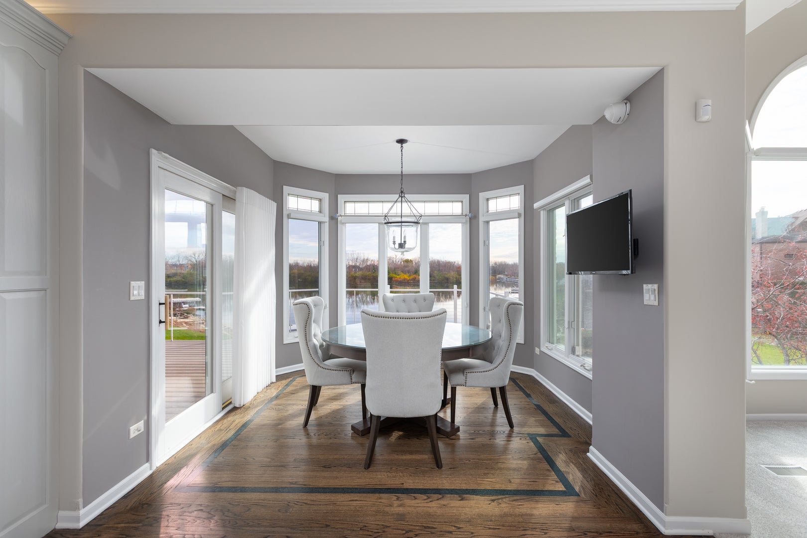 Plainfield, Illinois, 60585, United States, 5 Bedrooms Bedrooms, ,5 BathroomsBathrooms,Residential,Active,1995256