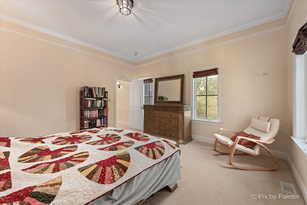 Lake Forest, Illinois, 60045, United States, 4 Bedrooms Bedrooms, ,6 BathroomsBathrooms,Residential,Active,1954434