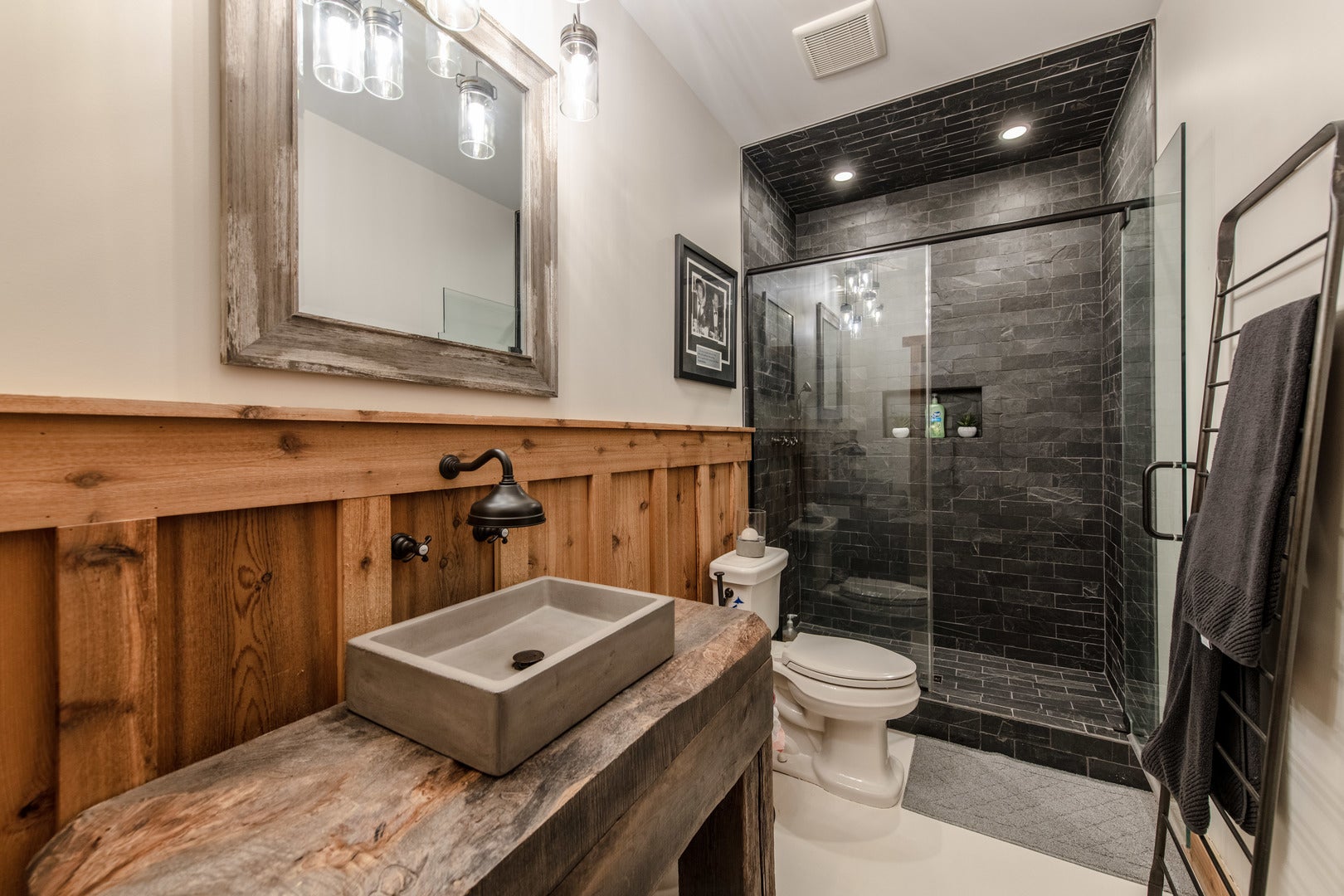 Oswego, Illinois, 60543, United States, 5 Bedrooms Bedrooms, ,7 BathroomsBathrooms,Residential,Active,1936626