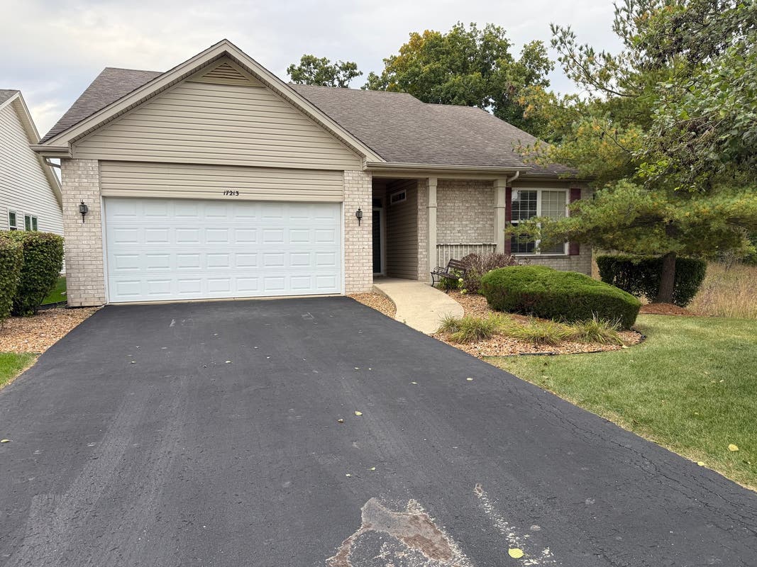 17213 MENDOTA DR, LOCKPORT, IL 60441 | RE/MAX