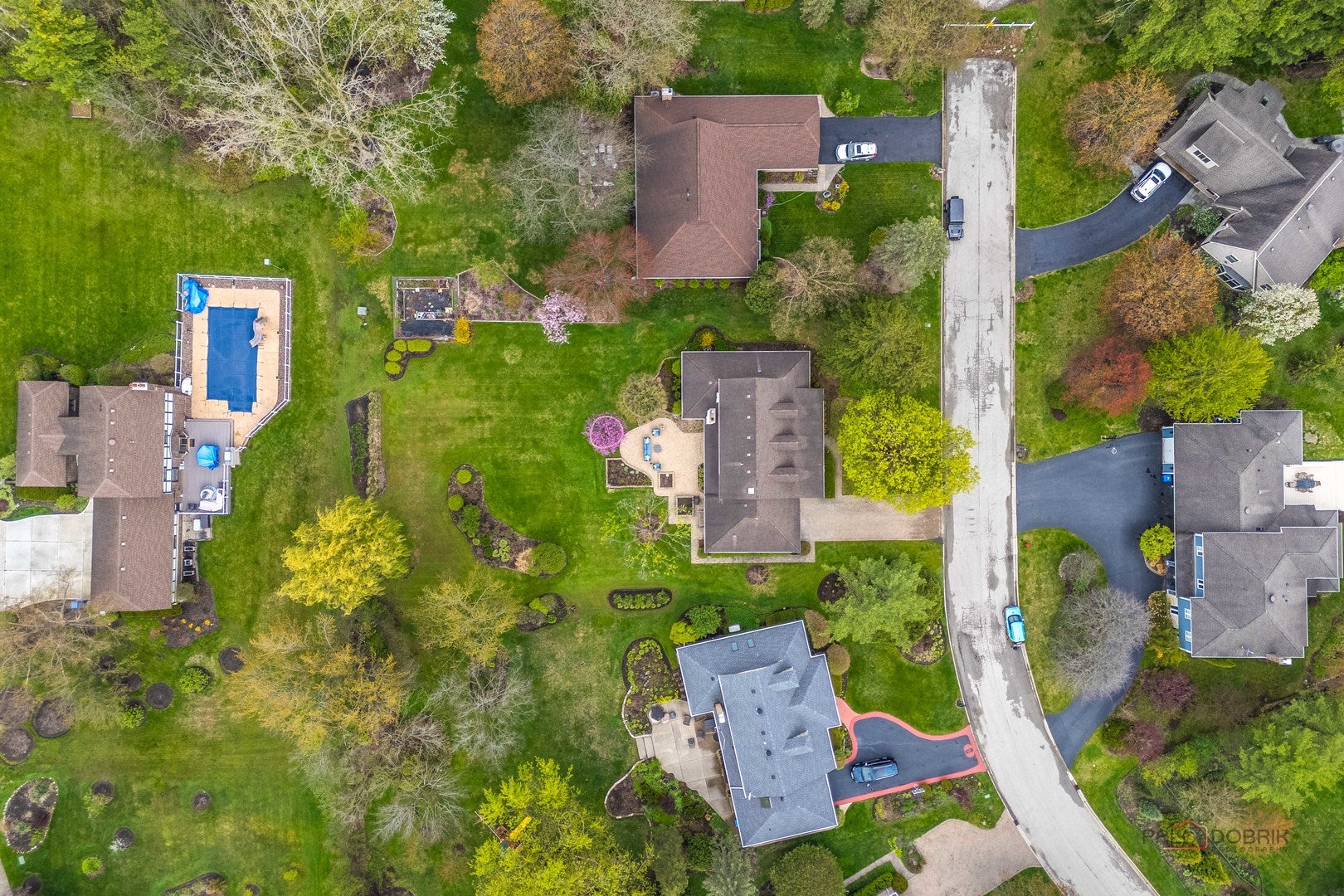 Lincolnshire, Illinois, 60069, United States, 5 Bedrooms Bedrooms, ,4 BathroomsBathrooms,Residential,Active,1933896