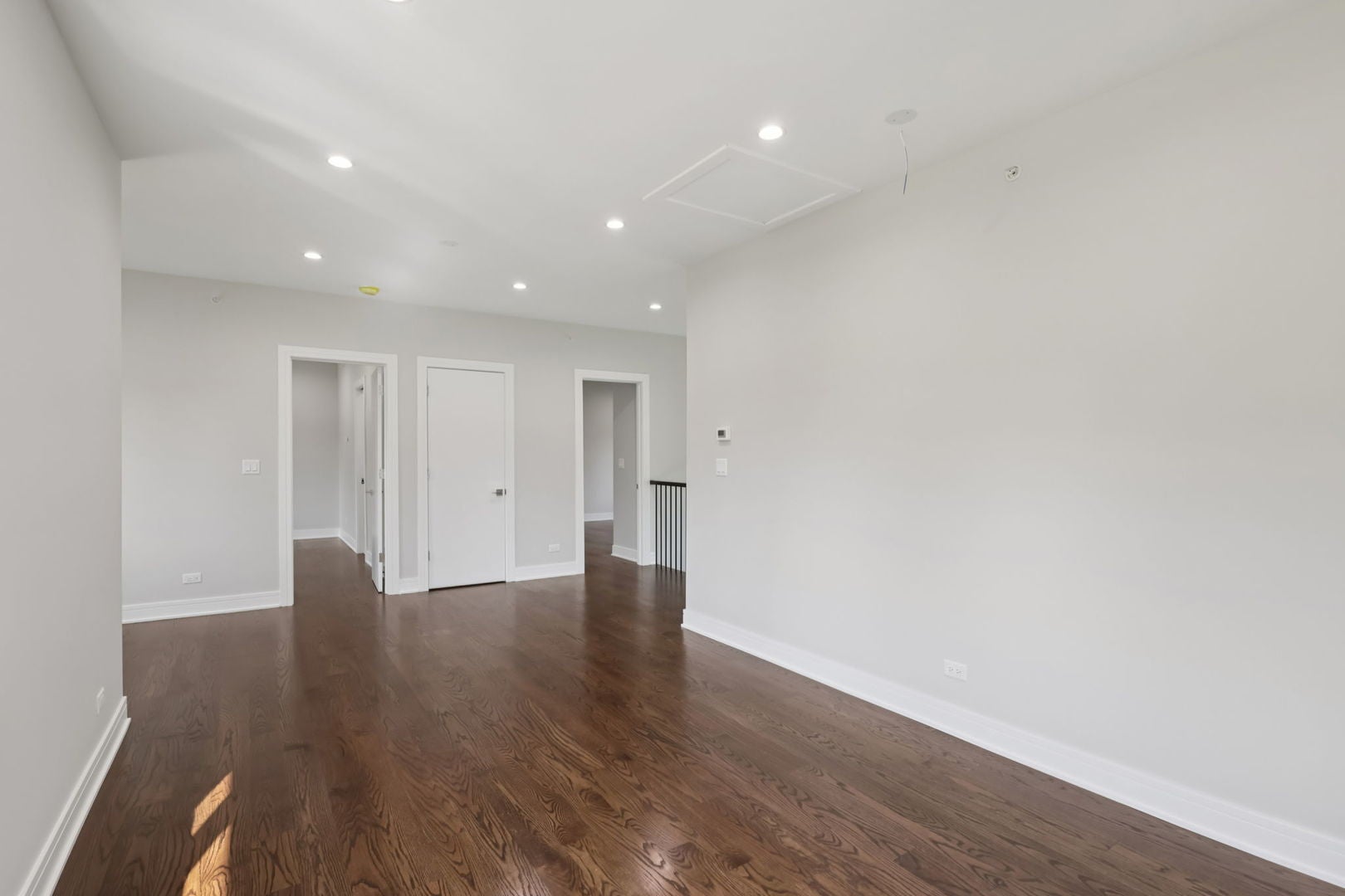 Northbrook, Illinois, 60062, United States, 6 Bedrooms Bedrooms, ,5 BathroomsBathrooms,Residential,Active,1995288