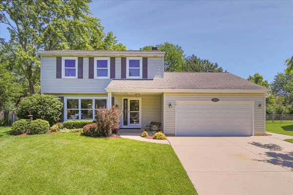 2104 ROSE CT, SCHAUMBURG, IL 60194 - Image 1