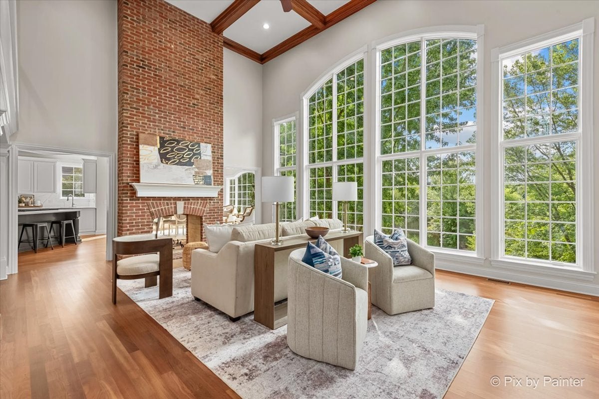 St. Charles, Illinois, 60175, United States, 5 Bedrooms Bedrooms, ,5 BathroomsBathrooms,Residential,Active,1959536