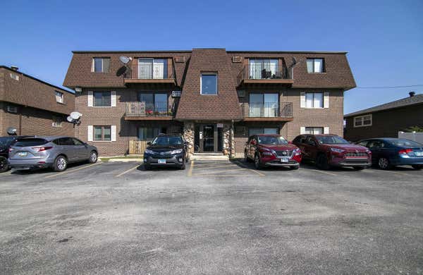 10516 S HIGHLAND AVE APT 3B, WORTH, IL 60482 - Image 1