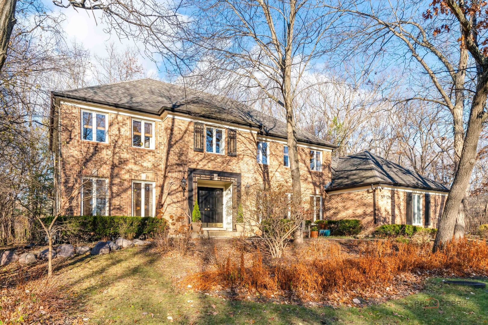 Lincolnshire, Illinois, 60045, United States, 4 Bedrooms Bedrooms, ,3 BathroomsBathrooms,Residential,Pending,2007251