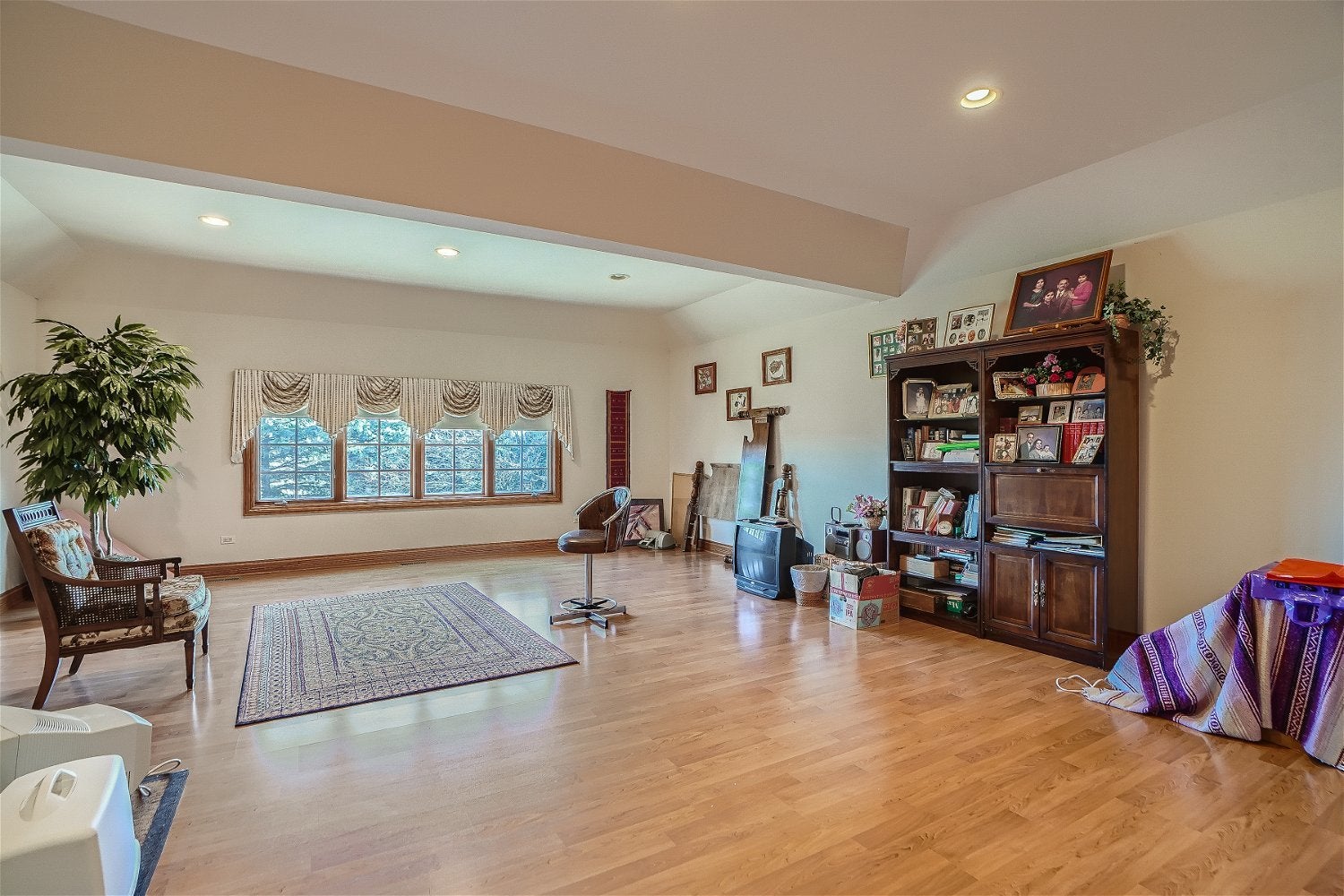 Wadsworth, Illinois, 60083, United States, ,6 BathroomsBathrooms,Residential,Active,1753516