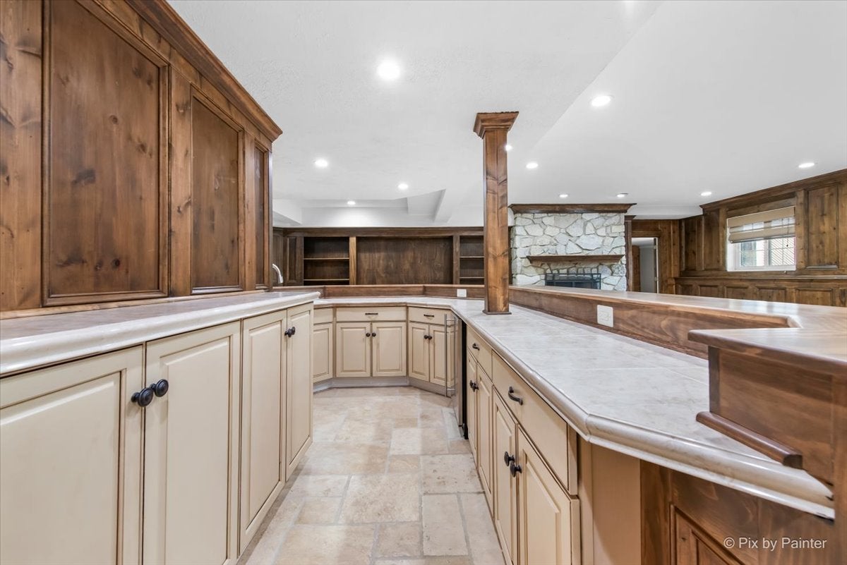 Lakewood, Illinois, 60014, United States, 3 Bedrooms Bedrooms, ,5 BathroomsBathrooms,Residential,Active,1968099