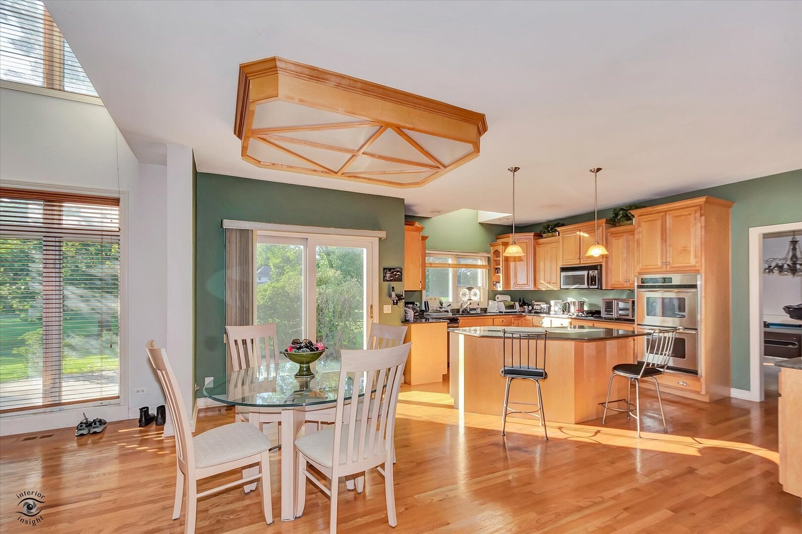 Shorewood, Illinois, 60404, United States, 5 Bedrooms Bedrooms, ,7 BathroomsBathrooms,Residential,Active,1926700