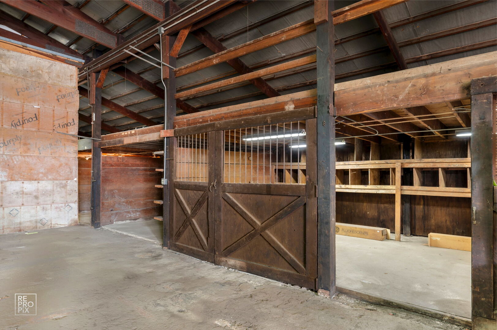 Wadsworth, Illinois, 60083, United States, 5 Bedrooms Bedrooms, ,6 BathroomsBathrooms,Residential,Active,1989775