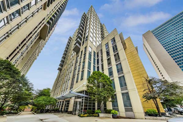 720 N LARRABEE ST APT 1212, CHICAGO, IL 60654 - Image 1