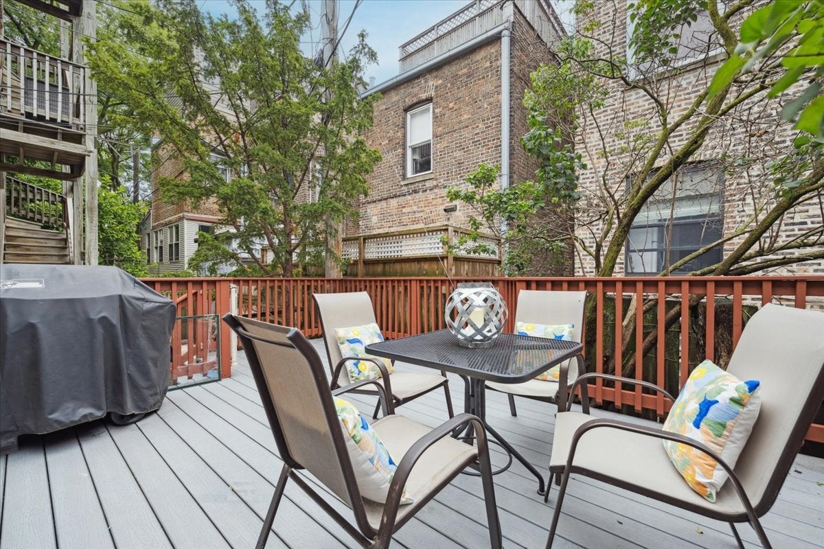 Chicago, Illinois, 60614, United States, 4 Bedrooms Bedrooms, ,5 BathroomsBathrooms,Residential,Active,1922312
