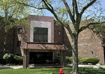 1104 CASTILIAN CT APT 104, GLENVIEW, IL 60025 - Image 1