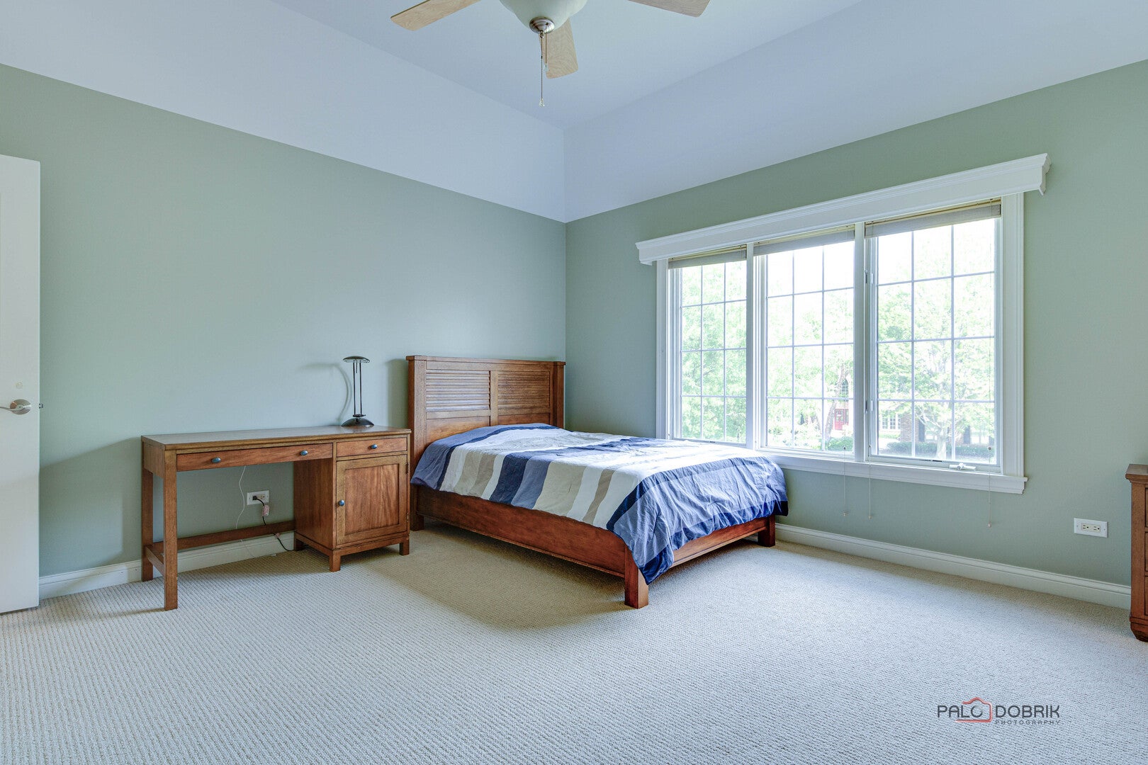 Libertyville, Illinois, 60048, United States, 5 Bedrooms Bedrooms, ,5 BathroomsBathrooms,Residential,Active,1900216