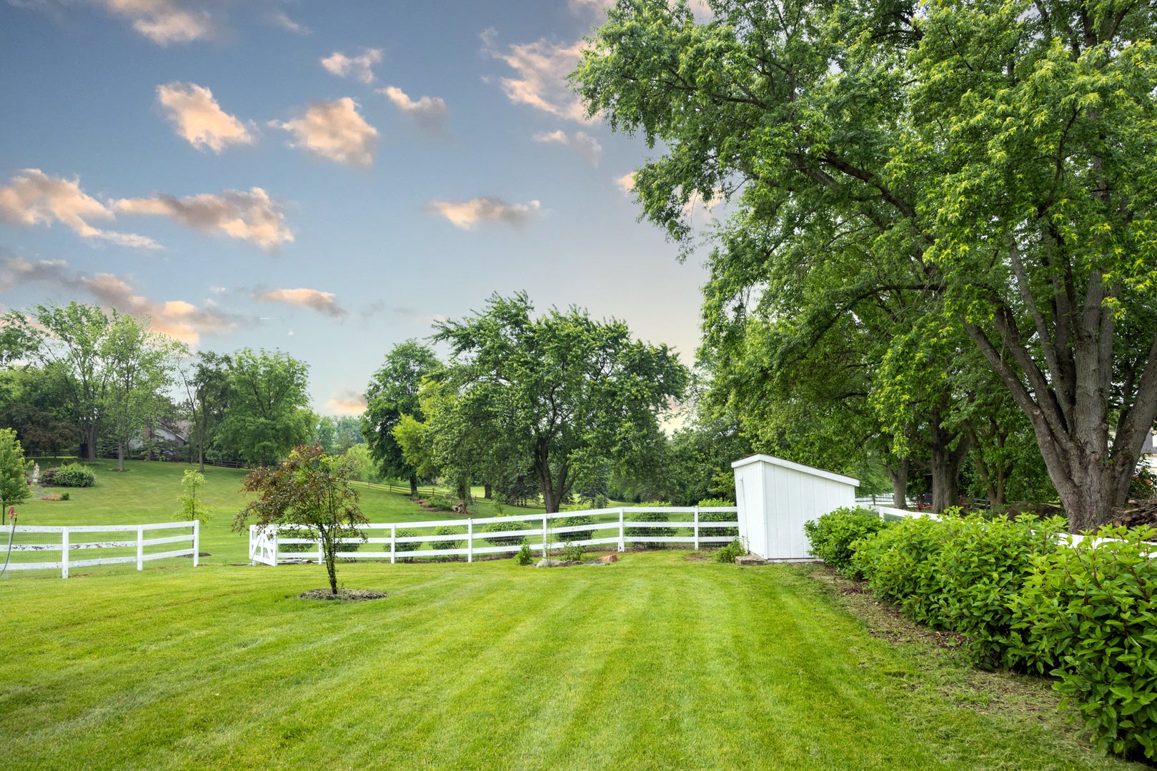 Barrington Hills, Illinois, 60010, United States, 6 Bedrooms Bedrooms, ,5 BathroomsBathrooms,Residential,Active,1987275