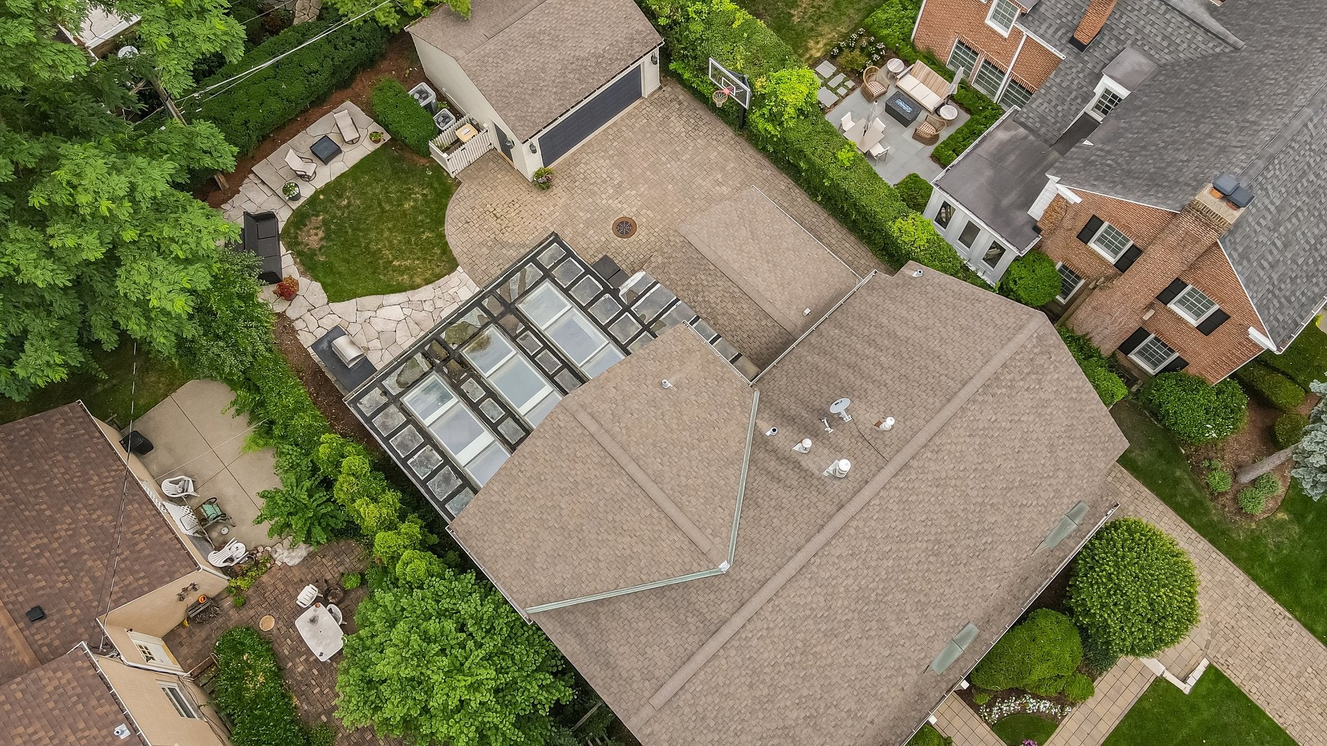 Park Ridge, Illinois, 60068, United States, 4 Bedrooms Bedrooms, ,4 BathroomsBathrooms,Residential,Active,1902948