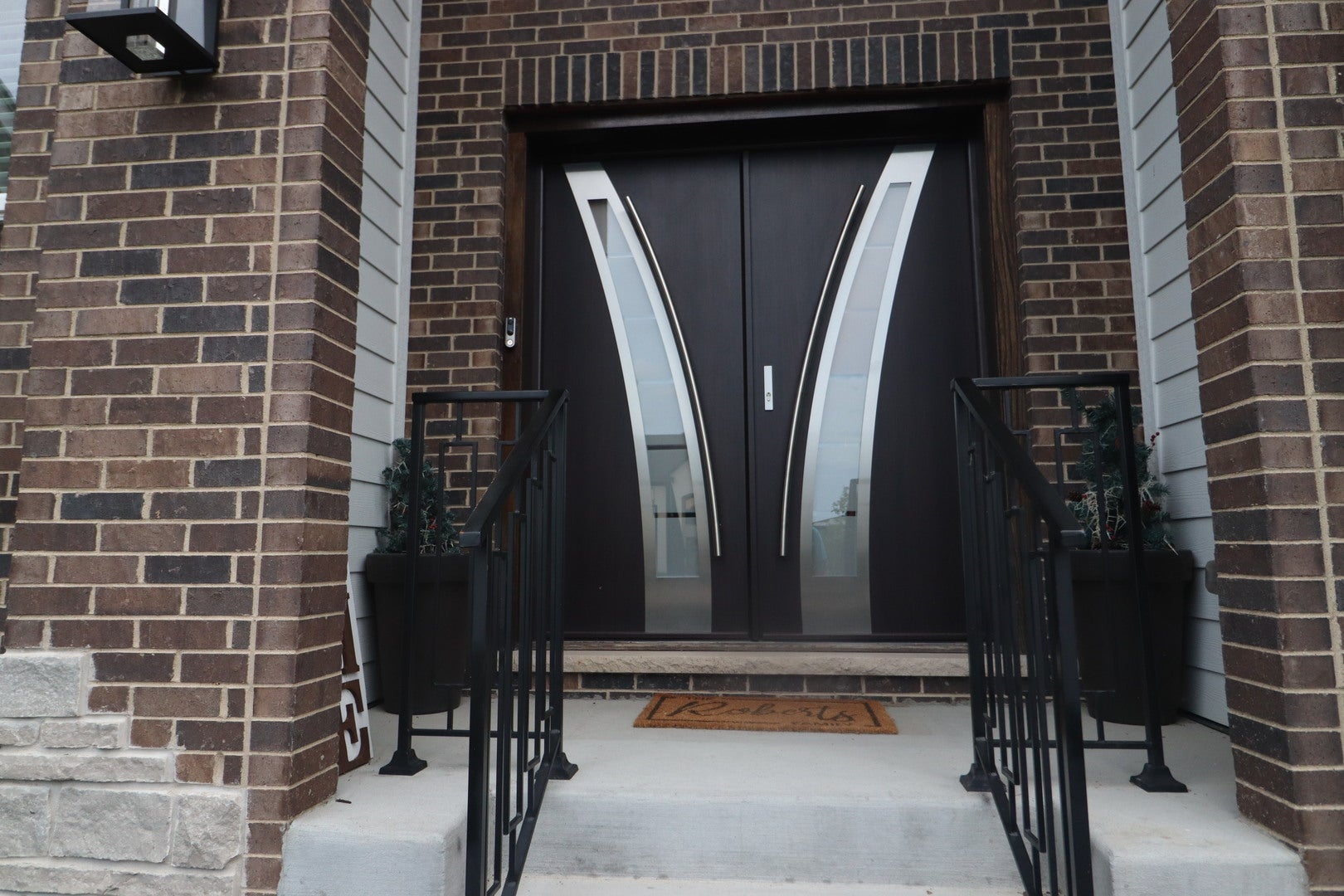 Naperville, Illinois, 60564, United States, 4 Bedrooms Bedrooms, ,3 BathroomsBathrooms,Residential,Active,1914808