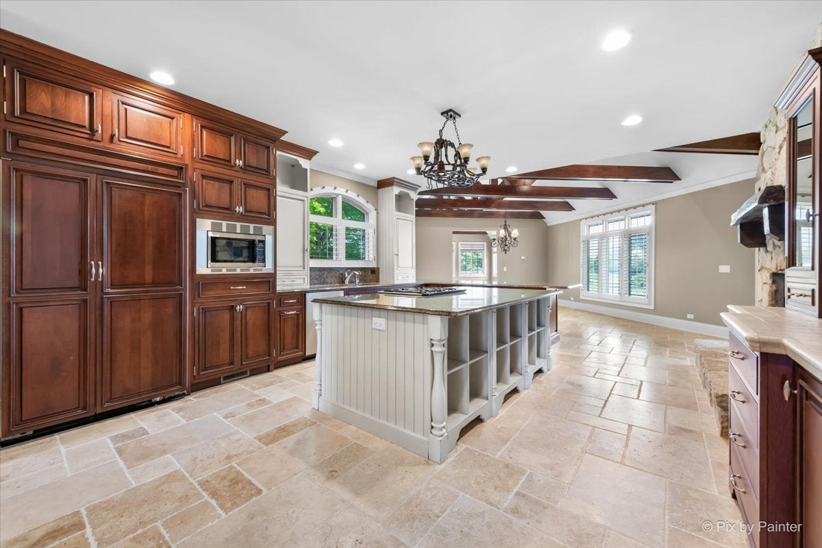 Lakewood, Illinois, 60014, United States, 3 Bedrooms Bedrooms, ,5 BathroomsBathrooms,Residential,Active,1968099