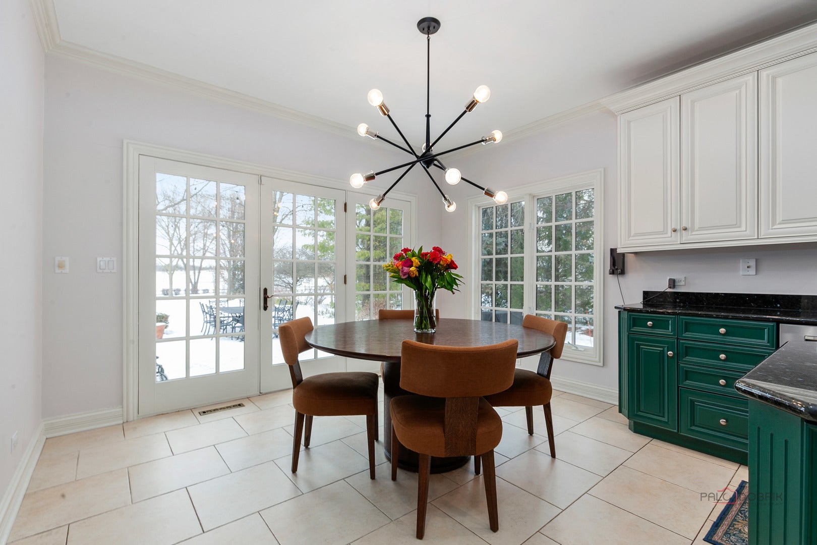 Lake Forest, Illinois, 60045, United States, 5 Bedrooms Bedrooms, ,5 BathroomsBathrooms,Residential,Contingent,2015476