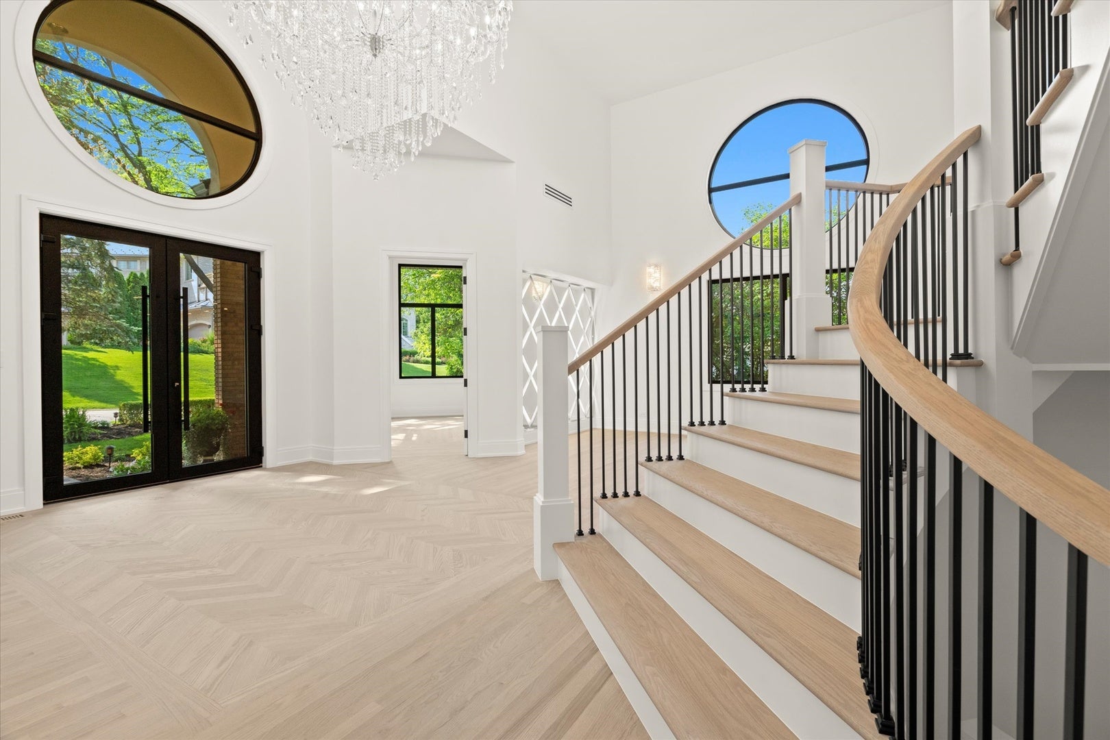 Burr Ridge, Illinois, 60527, United States, 5 Bedrooms Bedrooms, ,6 BathroomsBathrooms,Residential,Active,1927649