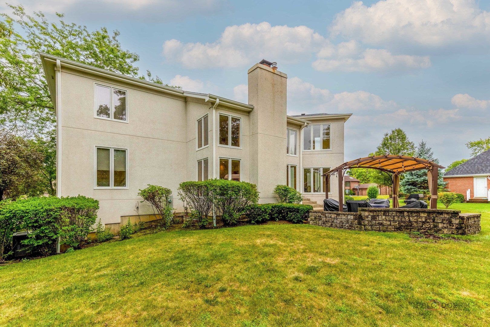 Buffalo Grove, Illinois, 60089, United States, 4 Bedrooms Bedrooms, ,5 BathroomsBathrooms,Residential,Active,1920276