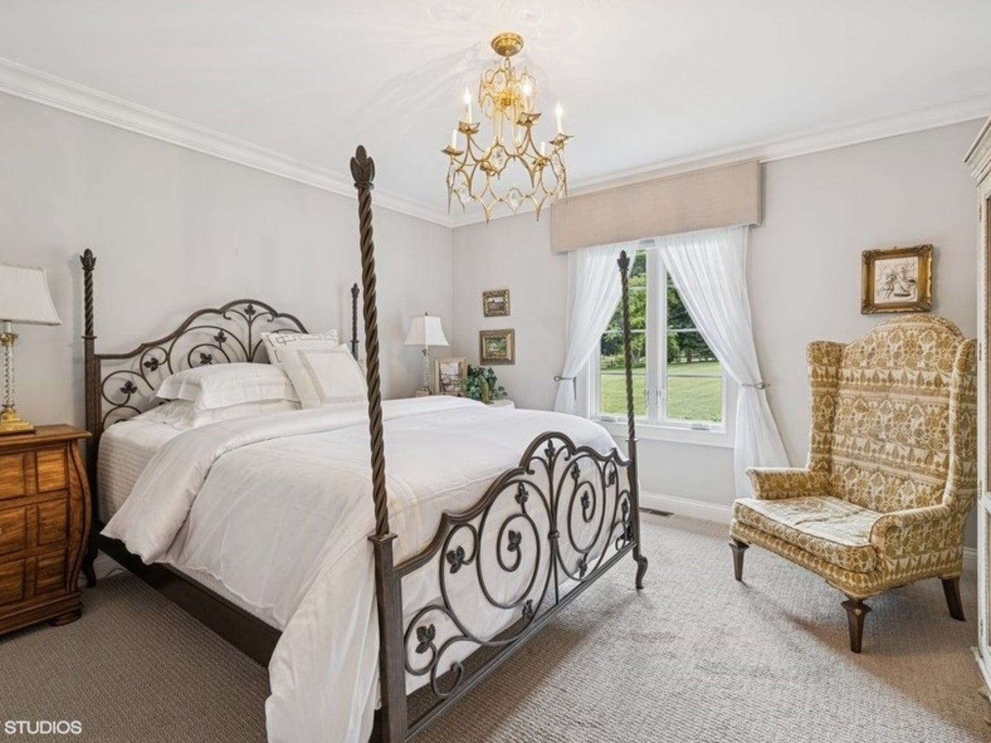 Barrington Hills, Illinois, 60010, United States, 6 Bedrooms Bedrooms, ,4 BathroomsBathrooms,Residential,Active,1987255