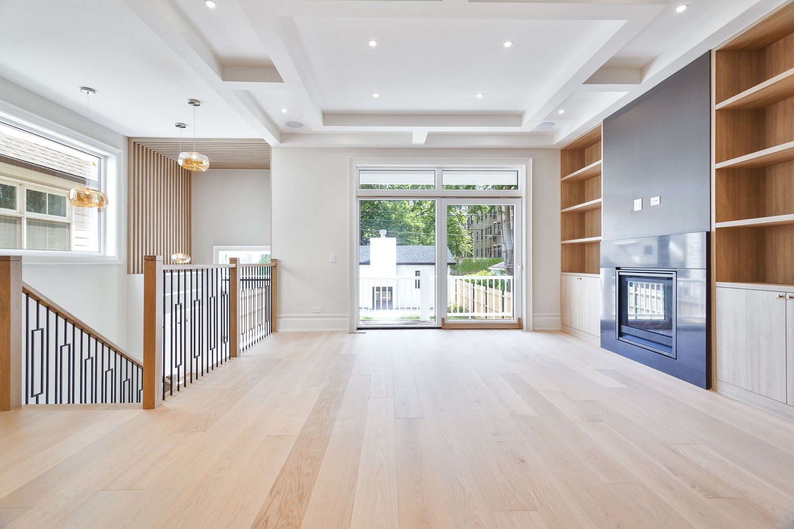 Chicago, Illinois, 60618, United States, 5 Bedrooms Bedrooms, ,5 BathroomsBathrooms,Residential,Active,1988433