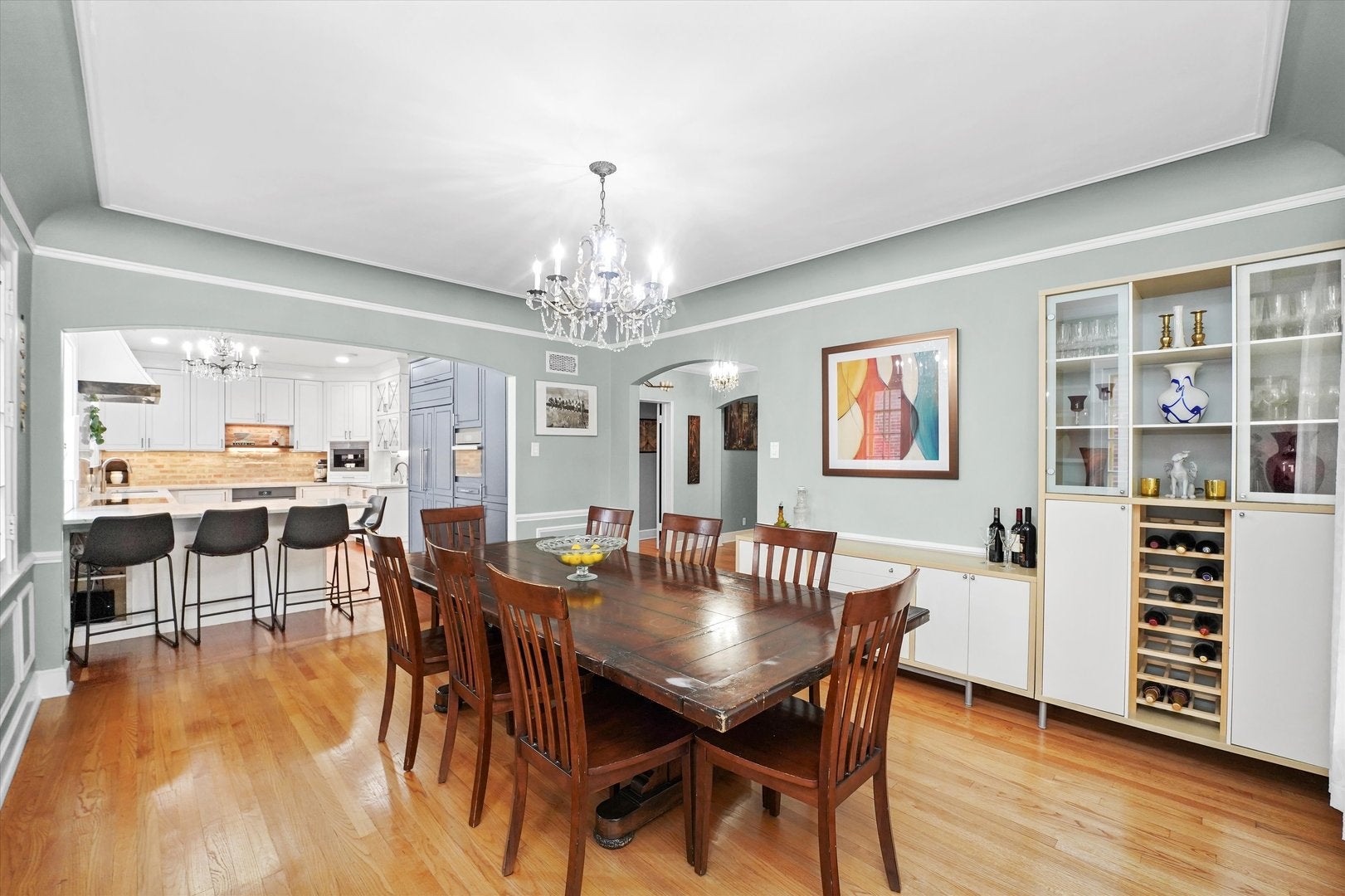 Oak Park, Illinois, 60302, United States, 7 Bedrooms Bedrooms, ,6 BathroomsBathrooms,Residential,Active,1894236