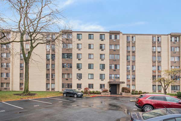 9745 S KARLOV AVE APT 303, OAK LAWN, IL 60453 - Image 1