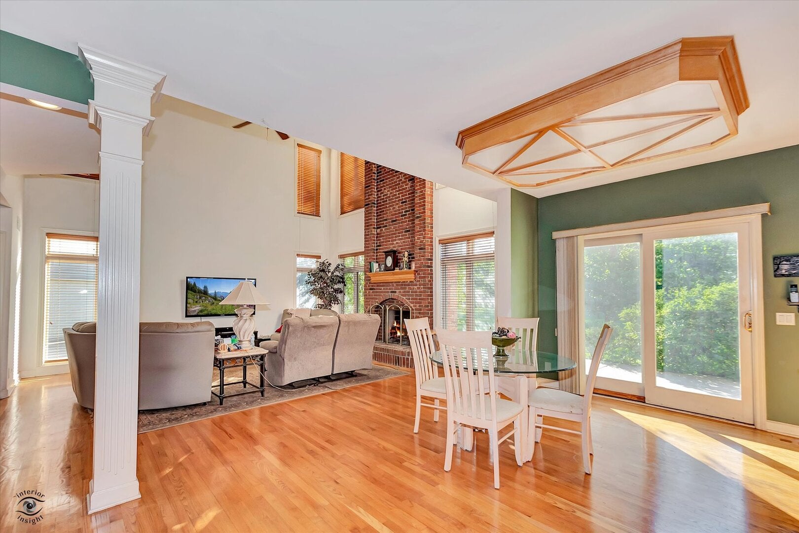 Shorewood, Illinois, 60404, United States, 5 Bedrooms Bedrooms, ,7 BathroomsBathrooms,Residential,Active,1926700