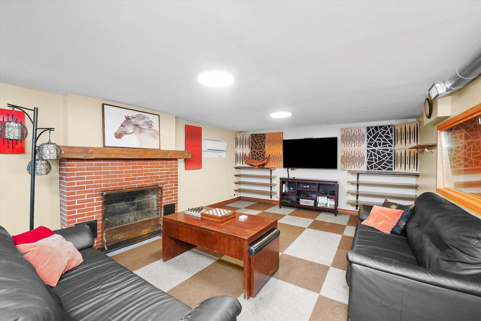 Oak Park, Illinois, 60302, United States, 5 Bedrooms Bedrooms, ,6 BathroomsBathrooms,Residential,Active,1953721