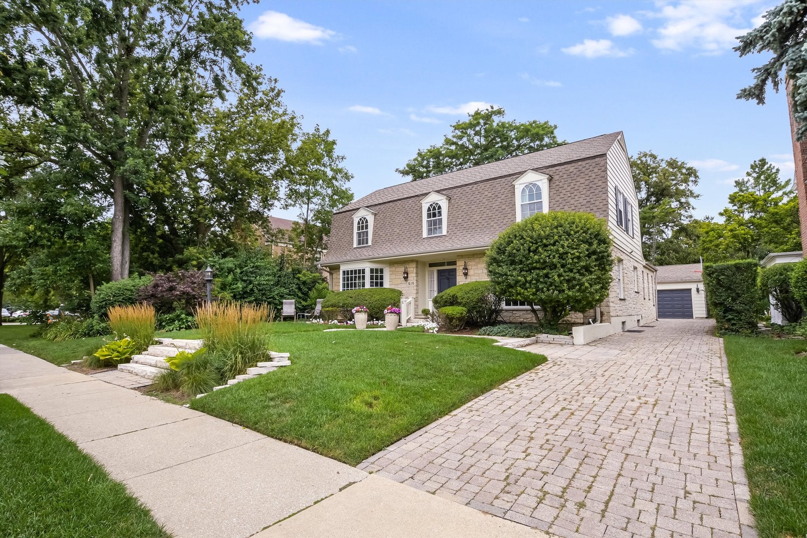 Park Ridge, Illinois, 60068, United States, 4 Bedrooms Bedrooms, ,4 BathroomsBathrooms,Residential,Active,1902948