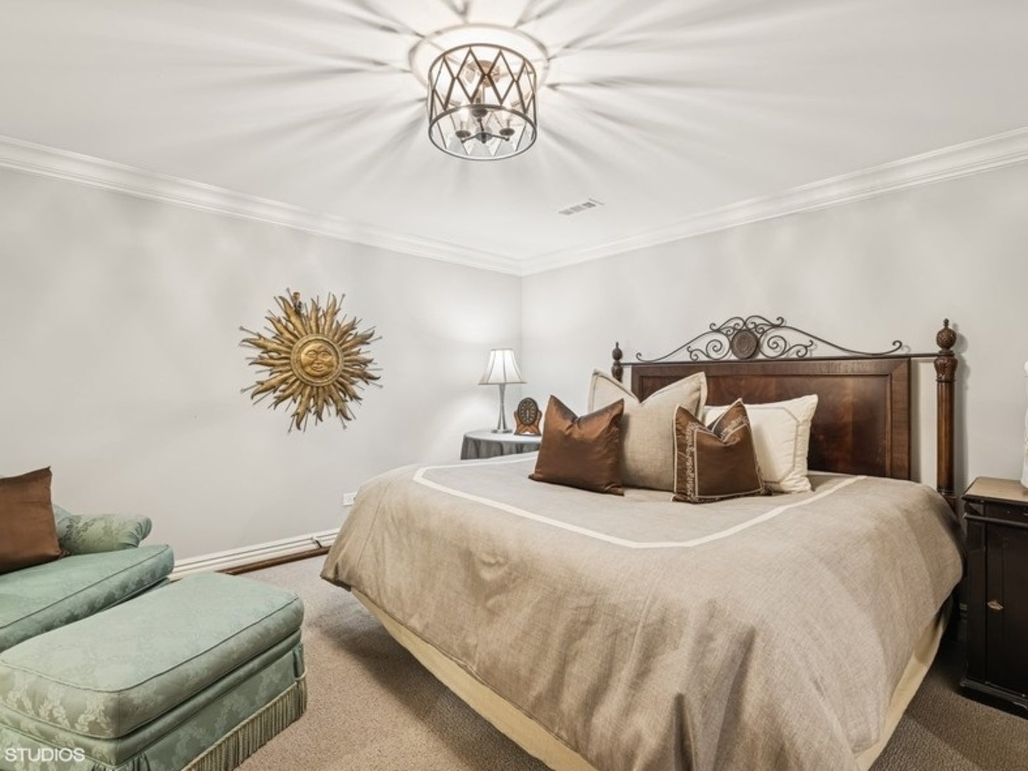 Barrington Hills, Illinois, 60010, United States, 6 Bedrooms Bedrooms, ,4 BathroomsBathrooms,Residential,Active,1987255