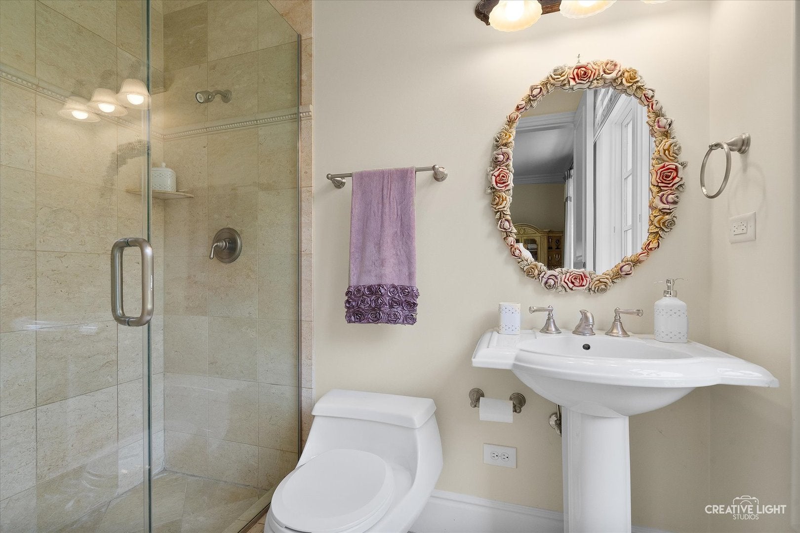 Oak Brook, Illinois, 60523, United States, ,7 BathroomsBathrooms,Residential,Active,1900406